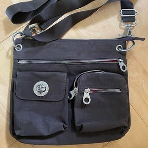 Like new Chocolate Baggallini crossbody bag